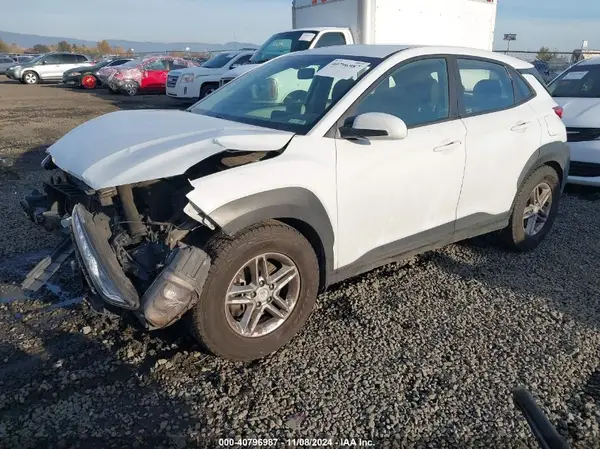 KM8K1CAA3JU094976 2018 HYUNDAI KONA - Image 2