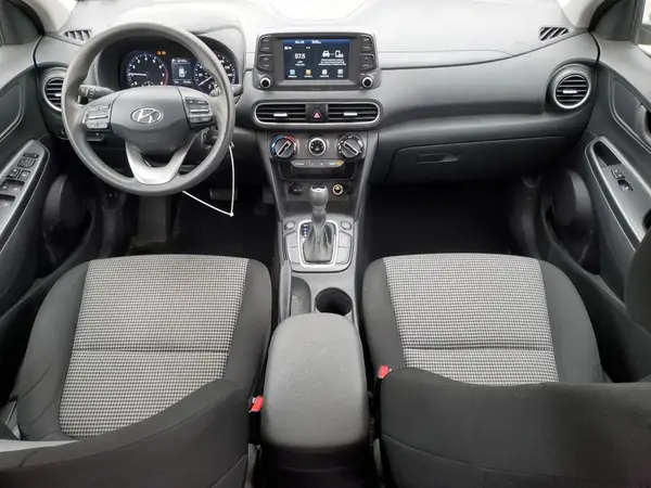 KM8K1CAA3JU179431 2018 HYUNDAI KONA - Image 8
