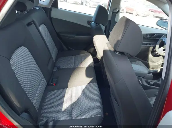 KM8K1CAA3KU371563 2019 HYUNDAI KONA - Image 8