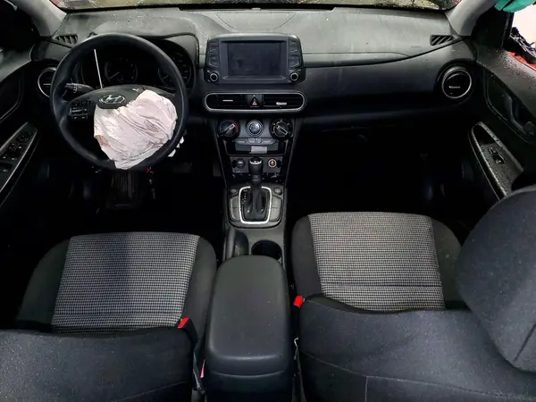 KM8K1CAA3MU611049 2021 HYUNDAI KONA - Image 8