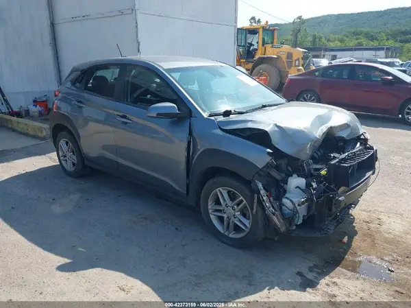 KM8K1CAA3MU675091 2021 HYUNDAI KONA - Image 1