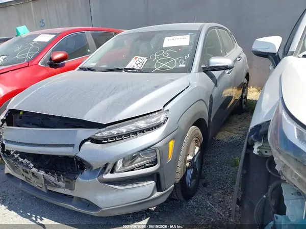KM8K1CAA3MU705660 2021 HYUNDAI KONA - Image 2