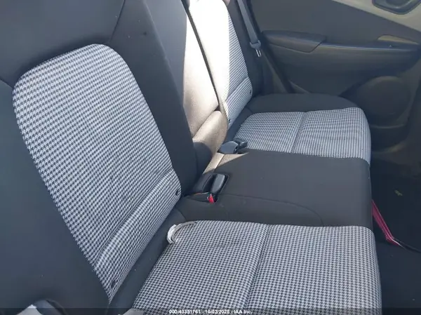 KM8K1CAA3MU711281 2021 HYUNDAI KONA - Image 8