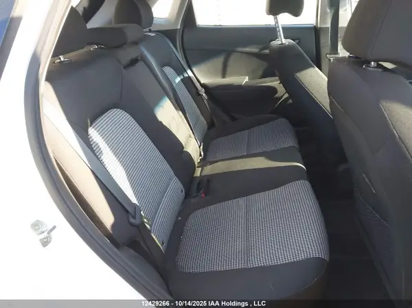 KM8K1CAA3MU714648 2021 HYUNDAI KONA - Image 8