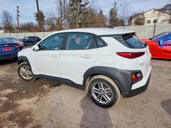 KM8K1CAA3MU745558 2021 HYUNDAI KONA - Image 2