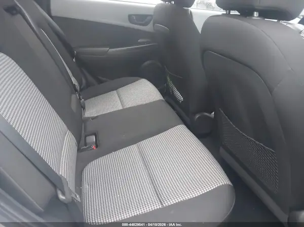 KM8K1CAA4KU244126 2019 HYUNDAI KONA - Image 8