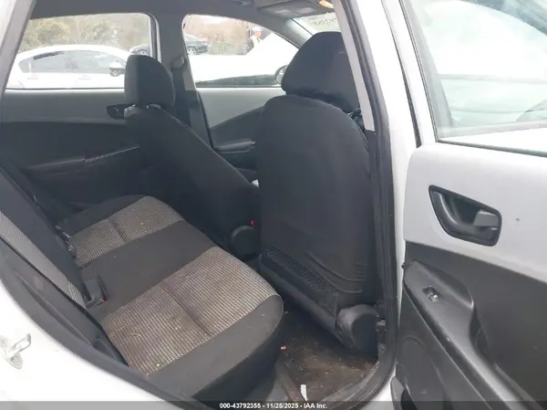 KM8K1CAA4KU280222 2019 HYUNDAI KONA - Image 8