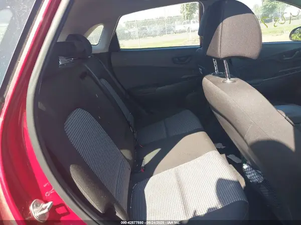 KM8K1CAA4KU280429 2019 HYUNDAI KONA - Image 8