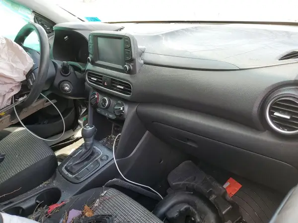 KM8K1CAA4KU281080 2019 HYUNDAI KONA - Image 8