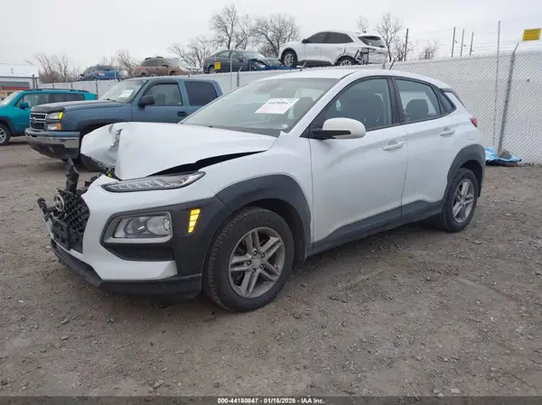 KM8K1CAA4KU301876 2019 HYUNDAI KONA - Image 2