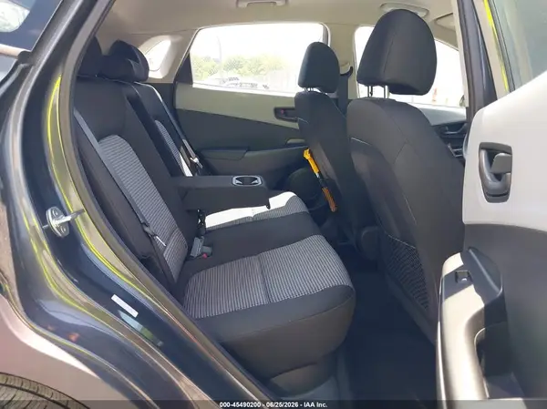 KM8K1CAA4LU415457 2020 HYUNDAI KONA - Image 8
