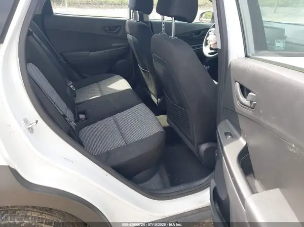 KM8K1CAA4LU587701 2020 HYUNDAI KONA - Image 8