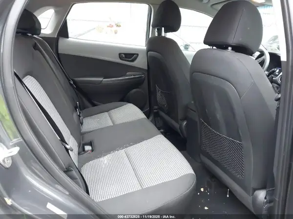 KM8K1CAA4MU616423 2021 HYUNDAI KONA - Image 8
