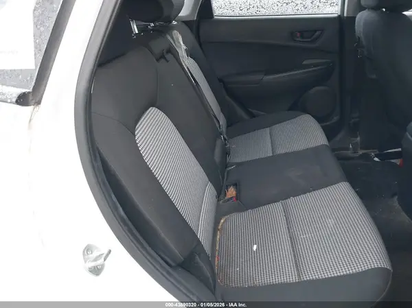 KM8K1CAA4MU652323 2021 HYUNDAI KONA - Image 8