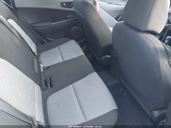 KM8K1CAA4MU724590 2021 HYUNDAI KONA - Image 8