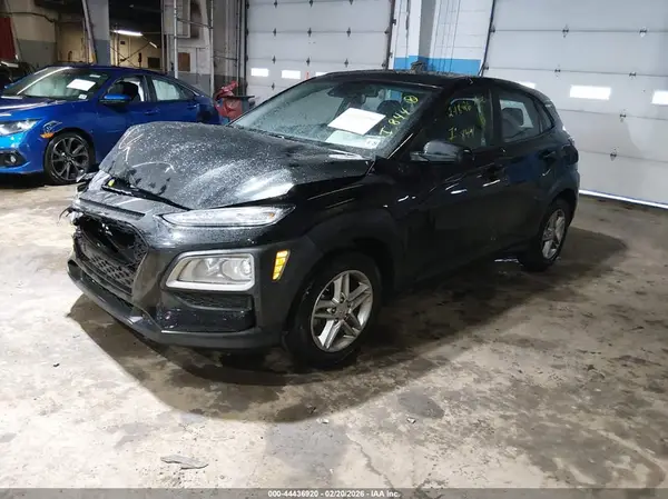 KM8K1CAA4MU724914 2021 HYUNDAI KONA - Image 2