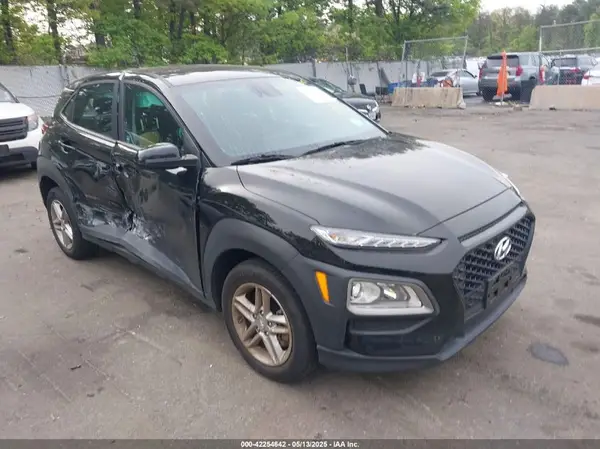 KM8K1CAA4MU746136 2021 HYUNDAI KONA - Image 1