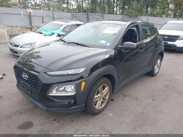 KM8K1CAA4MU746136 2021 HYUNDAI KONA - Image 2