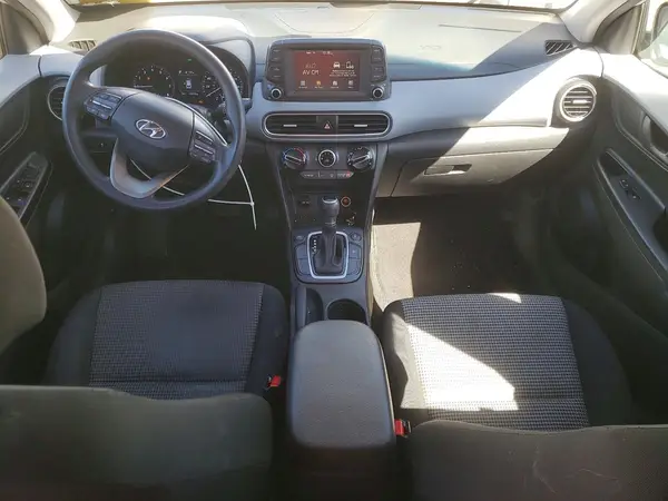 KM8K1CAA5JU080240 2018 HYUNDAI KONA - Image 8