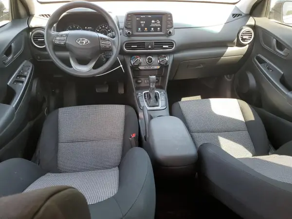 KM8K1CAA5JU107064 2018 HYUNDAI KONA - Image 8