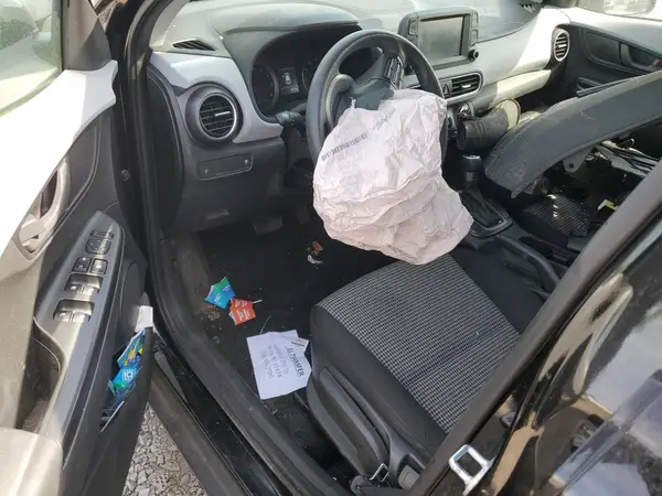 KM8K1CAA5JU148083 2018 HYUNDAI KONA - Image 8