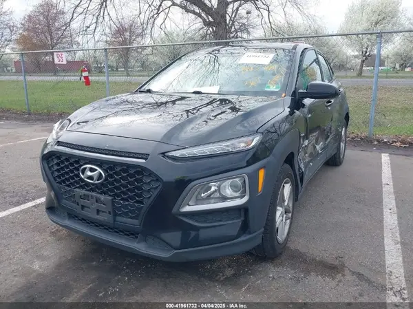 KM8K1CAA5JU153655 2018 HYUNDAI KONA - Image 2