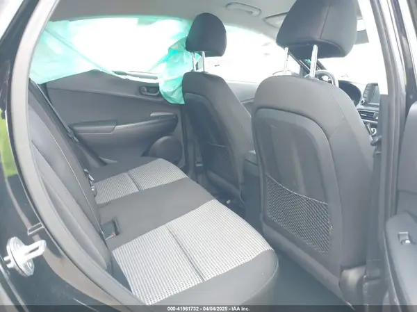 KM8K1CAA5JU153655 2018 HYUNDAI KONA - Image 8