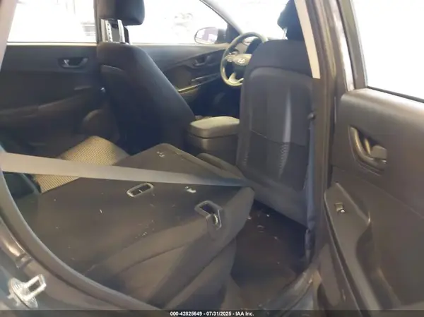 KM8K1CAA5KU253644 2019 HYUNDAI KONA - Image 8