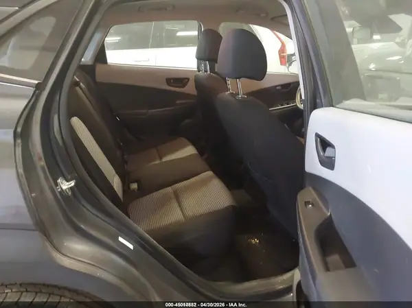 KM8K1CAA5KU374030 2019 HYUNDAI KONA - Image 8