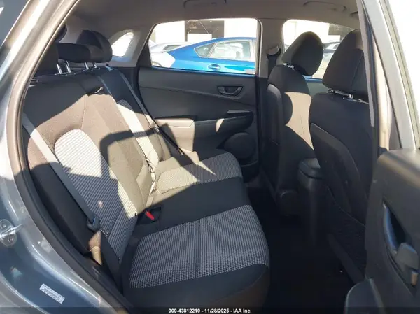 KM8K1CAA5MU634171 2021 HYUNDAI KONA - Image 8