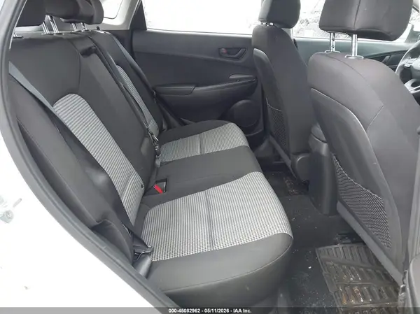 KM8K1CAA6JU077041 2018 HYUNDAI KONA - Image 8