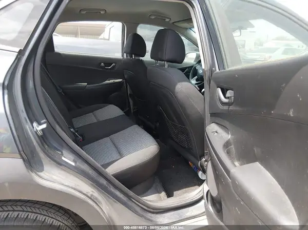 KM8K1CAA6JU110281 2018 HYUNDAI KONA - Image 8