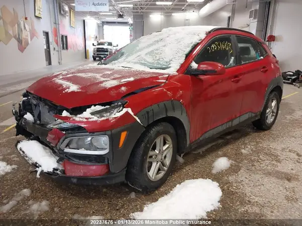 KM8K1CAA6JU174403 2018 HYUNDAI KONA - Image 2
