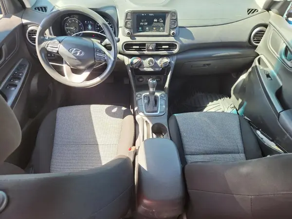 KM8K1CAA6KU256133 2019 HYUNDAI KONA - Image 8