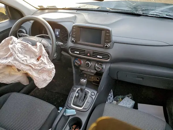 KM8K1CAA6KU366499 2019 HYUNDAI KONA - Image 8