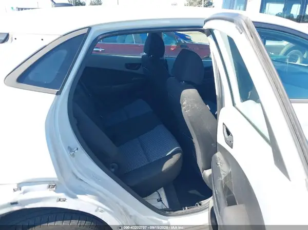 KM8K1CAA6KU373226 2019 HYUNDAI KONA - Image 8
