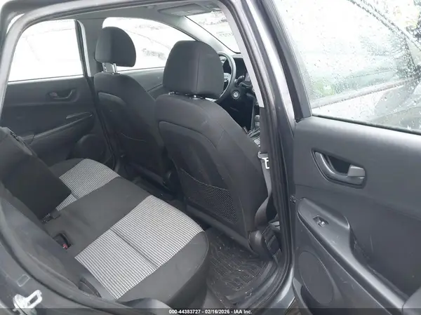 KM8K1CAA6MU654719 2021 HYUNDAI KONA - Image 8