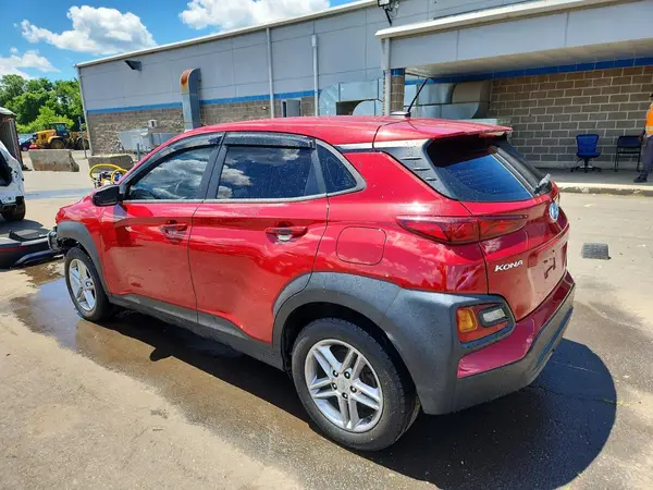 KM8K1CAA6MU683394 2021 HYUNDAI KONA - Image 2