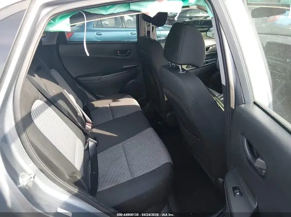 KM8K1CAA6MU710318 2021 HYUNDAI KONA - Image 8
