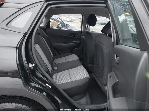 KM8K1CAA6MU710531 2021 HYUNDAI KONA - Image 8