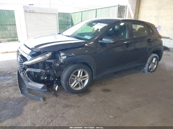 KM8K1CAA7JU148991 2018 HYUNDAI KONA - Image 2