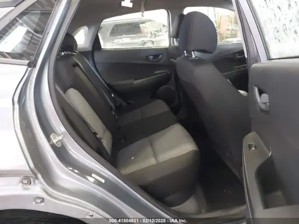 KM8K1CAA7JZU18004 2018 HYUNDAI KONA - Image 8