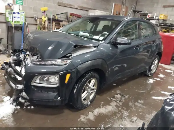 KM8K1CAA7KU276245 2019 HYUNDAI KONA - Image 2