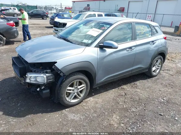 KM8K1CAA7KU281221 2019 HYUNDAI KONA - Image 2