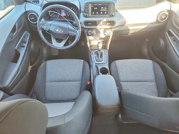 KM8K1CAA7KU281235 2019 HYUNDAI KONA - Image 8