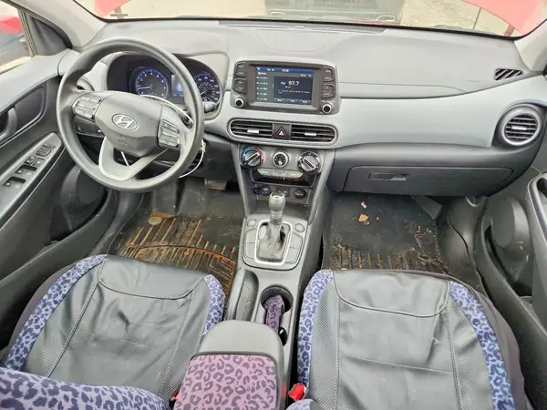 KM8K1CAA7KU285639 2019 HYUNDAI KONA - Image 8