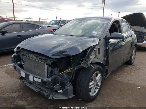 KM8K1CAA7KU294602 2019 HYUNDAI KONA - Image 2