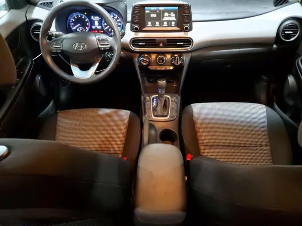 KM8K1CAA7LU542557 2020 HYUNDAI KONA - Image 8