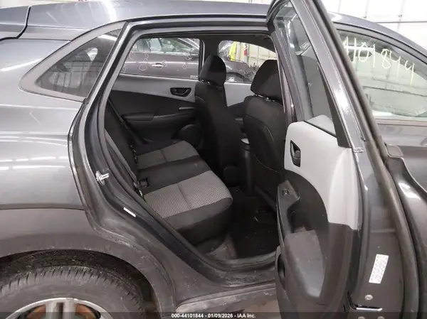 KM8K1CAA7LU585263 2020 HYUNDAI KONA - Image 8
