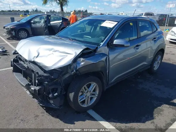 KM8K1CAA7LU591838 2020 HYUNDAI KONA - Image 2